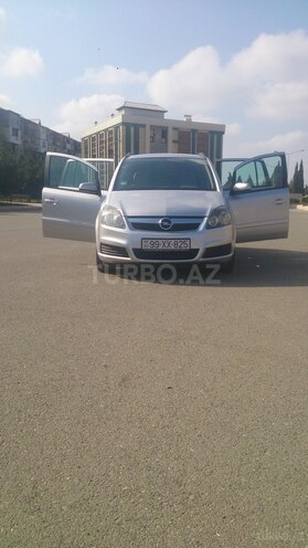 Opel Zafira 2005, 257,452 km - 1.9 л - Göygöl