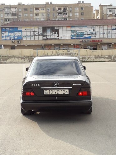 Mercedes E 250 1993, 702,000 km - 2.5 l - Bakı