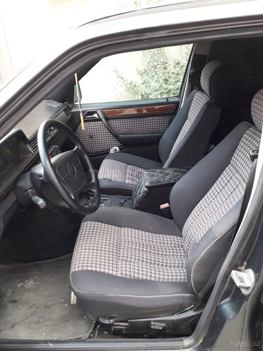Mercedes E 250 1993, 702,000 km - 2.5 l - Bakı