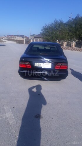 Mercedes E 240 2000, 185,000 km - 2.6 л - Bakı