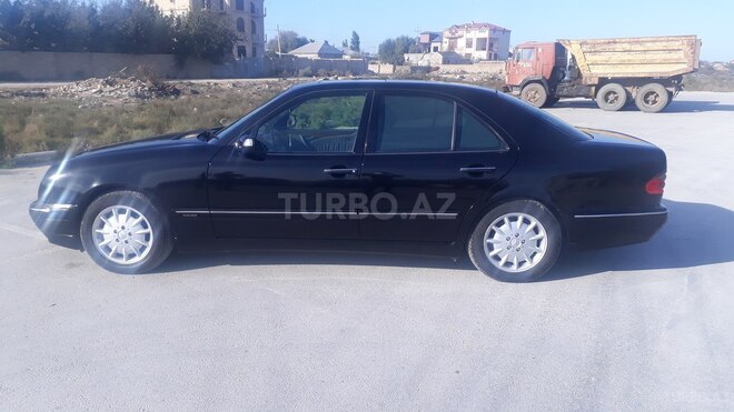 Mercedes E 240 2000, 185,000 km - 2.6 л - Bakı
