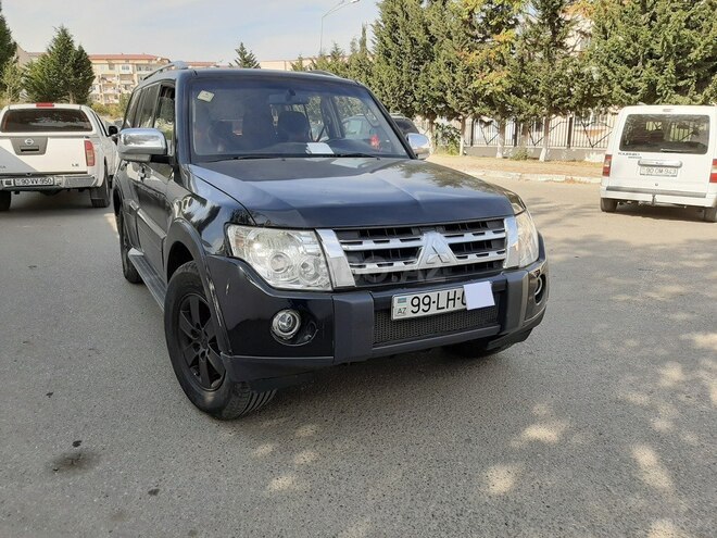 Mitsubishi Pajero 2008, 205,000 km - 3.0 l - Bakı