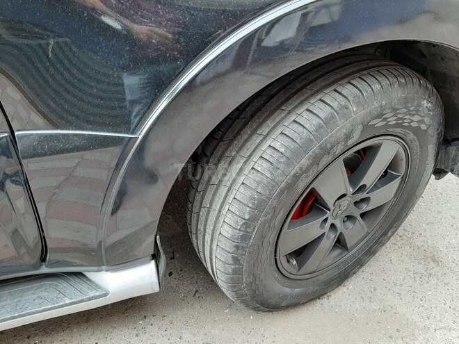 Mitsubishi Pajero 2008, 205,000 km - 3.0 l - Bakı