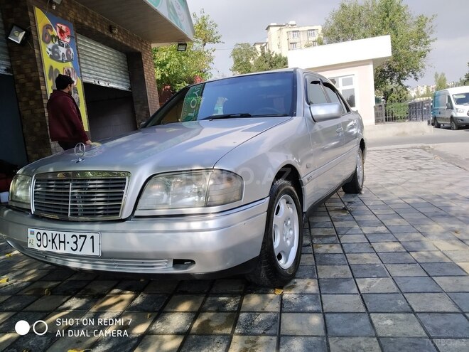 Mercedes C 220 1995, 285,500 km - 2.2 l - Bakı