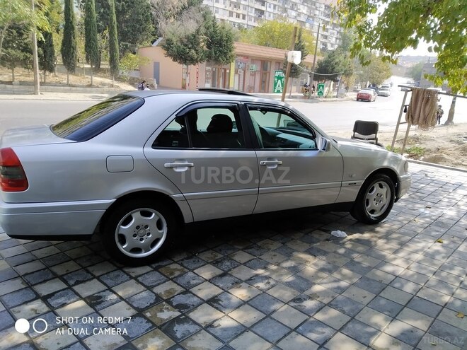 Mercedes C 220 1995, 285,500 km - 2.2 l - Bakı