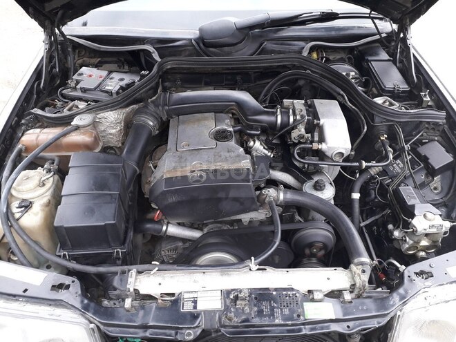 Mercedes E 200 1994, 441,693 km - 2.0 l - Bakı