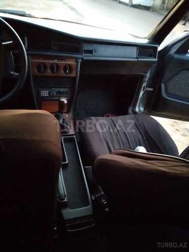 Mercedes 190 1992, 290,000 km - 1.8 л - Bakı