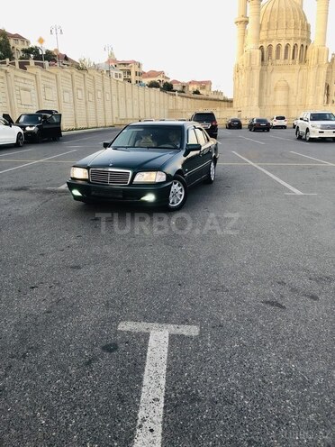 Mercedes C 240 1997, 292,929 km - 2.4 l - Bakı