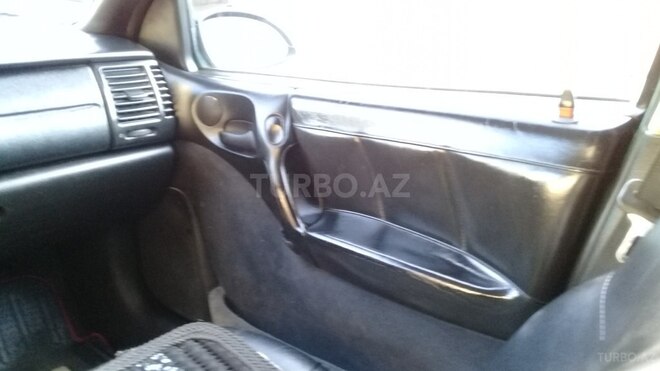 Opel Vectra 1996, 258,000 km - 2.0 l - Bakı