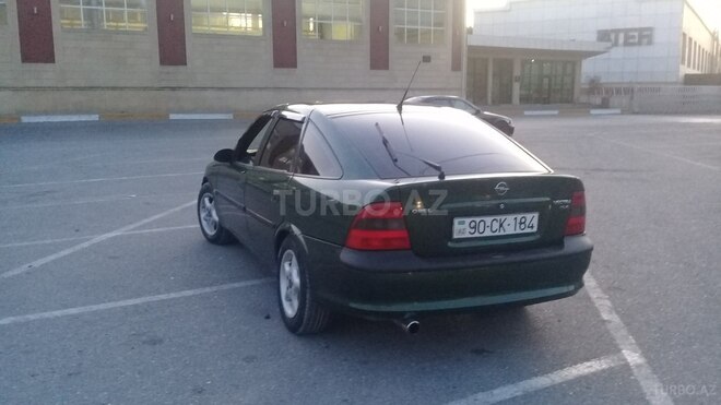 Opel Vectra 1996, 258,000 km - 2.0 l - Bakı
