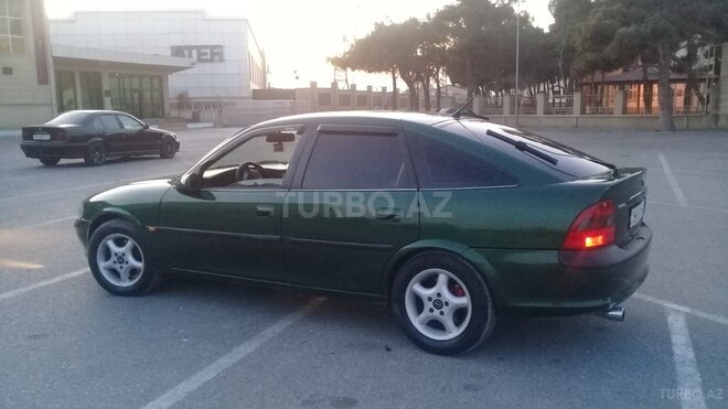 Opel Vectra 1996, 258,000 km - 2.0 l - Bakı