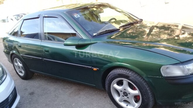 Opel Vectra 1996, 258,000 km - 2.0 l - Bakı