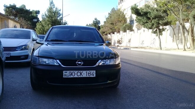 Opel Vectra 1996, 258,000 km - 2.0 l - Bakı
