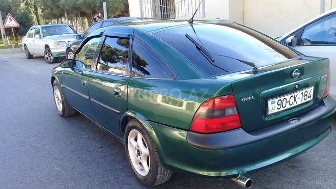 Opel Vectra 1996, 258,000 km - 2.0 l - Bakı