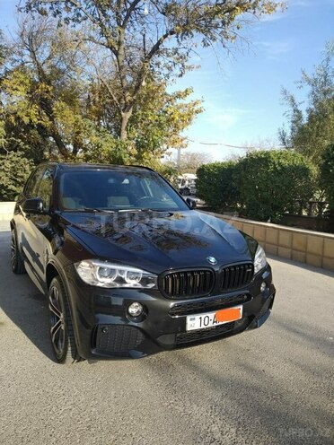 BMW X5 M 2017, 93,000 km - 2.5 l - Bakı