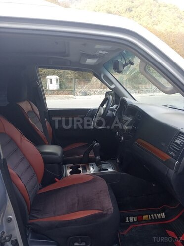 Mitsubishi Pajero 2007, 278,000 km - 3.0 l - Bakı