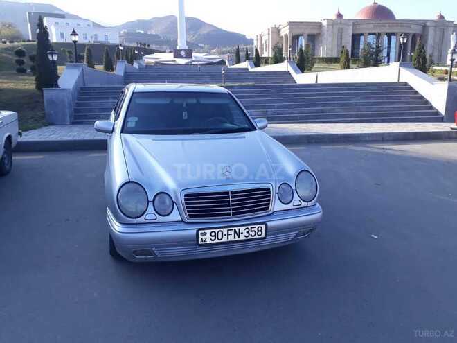 Mercedes E 240 1998, 220,000 km - 2.6 л - Gədəbəy