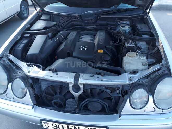 Mercedes E 240 1998, 220,000 km - 2.6 л - Gədəbəy