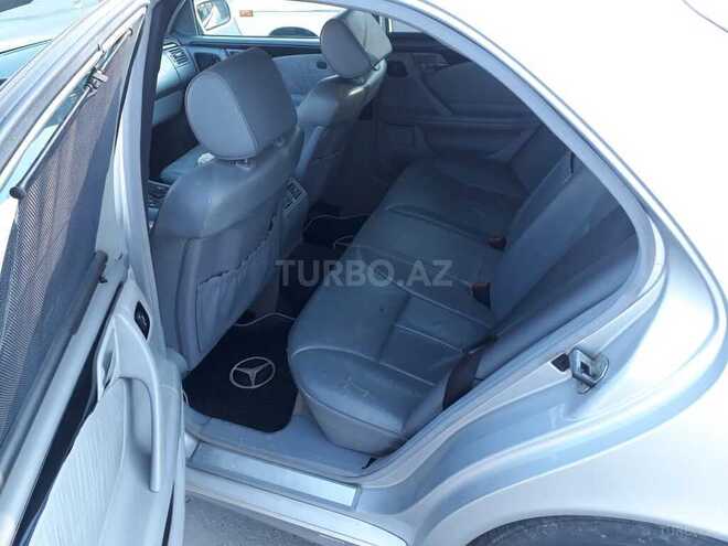 Mercedes E 240 1998, 220,000 km - 2.6 л - Gədəbəy