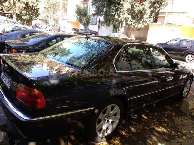 BMW 735 2001, 385,200 km - 3.5 л - Bakı