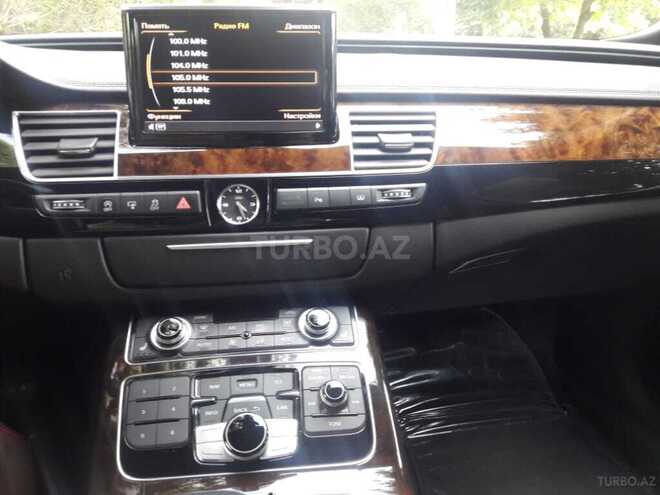 Audi A8 2017, 57,000 km - 4.0 l - Bakı