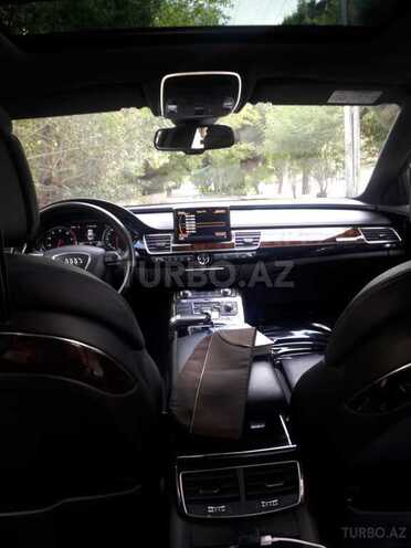 Audi A8 2017, 57,000 km - 4.0 l - Bakı