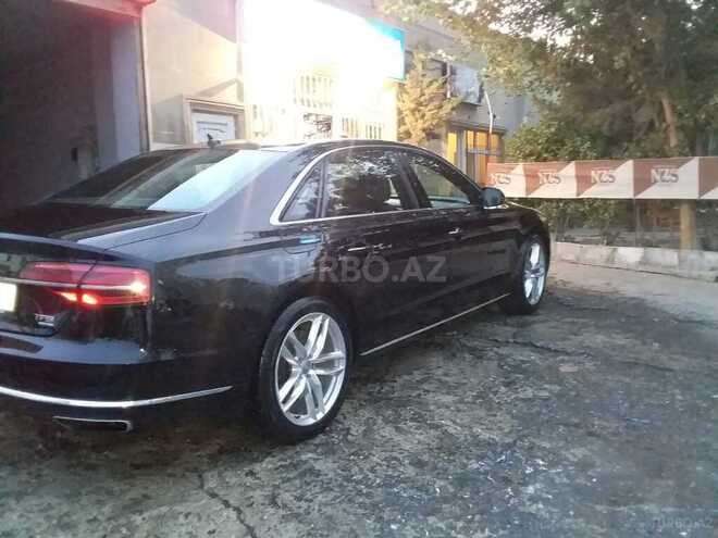 Audi A8 2017, 57,000 km - 4.0 l - Bakı