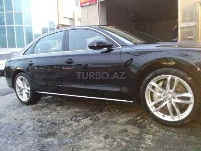Audi A8 2017, 57,000 km - 4.0 l - Bakı