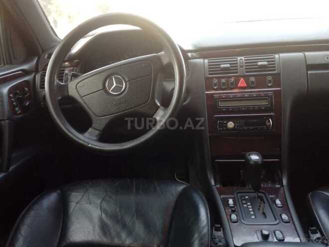 Mercedes E 230 1997, 276,000 km - 2.3 l - Sumqayıt