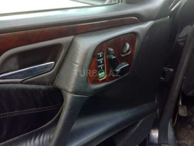 Mercedes E 230 1997, 276,000 km - 2.3 l - Sumqayıt