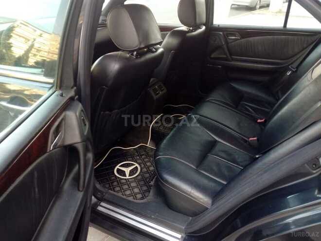 Mercedes E 230 1997, 276,000 km - 2.3 l - Sumqayıt