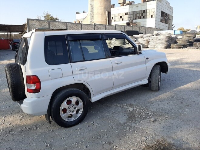 Mitsubishi Pajero io 2000, 270,000 km - 2.0 l - Bakı