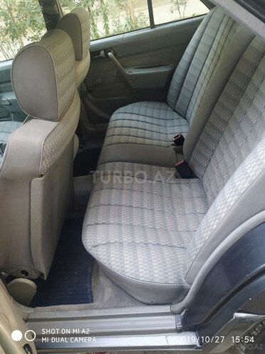 Mercedes 190 1991, 650,000 km - 2.0 l - Mingəçevir