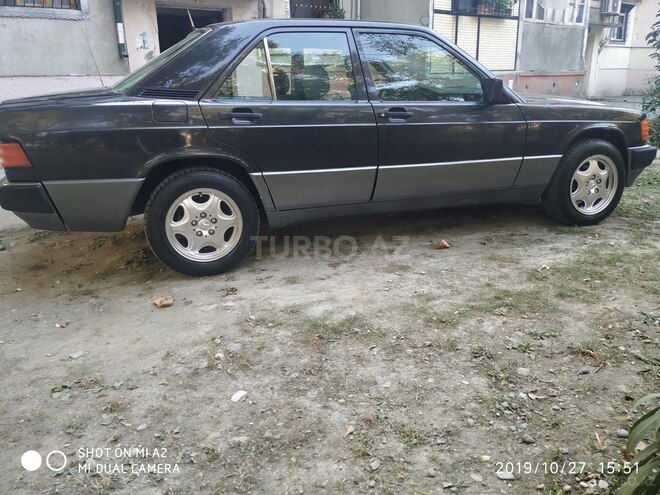 Mercedes 190 1991, 650,000 km - 2.0 l - Mingəçevir