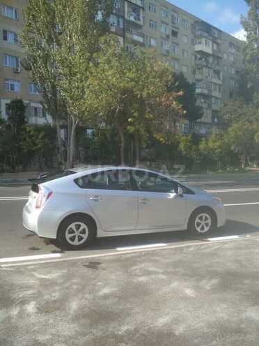 Toyota Prius 2014, 124,000 km - 1.8 л - Bakı