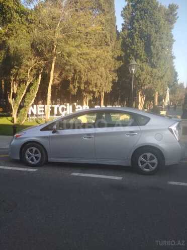 Toyota Prius 2014, 124,000 km - 1.8 л - Bakı