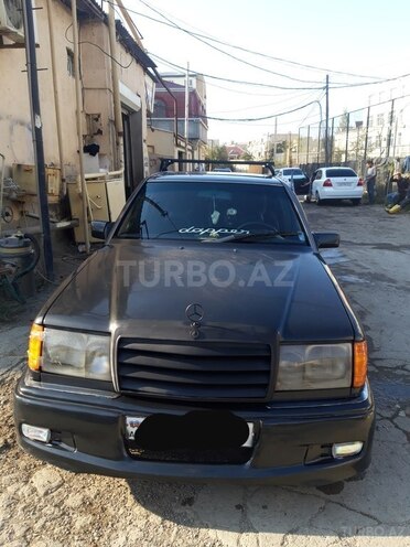 Mercedes E 220 1987, 251,869 km - 2.6 l - Xırdalan