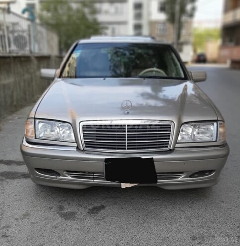 Mercedes C 230 1997, 248,000 km - 2.3 l - Bakı