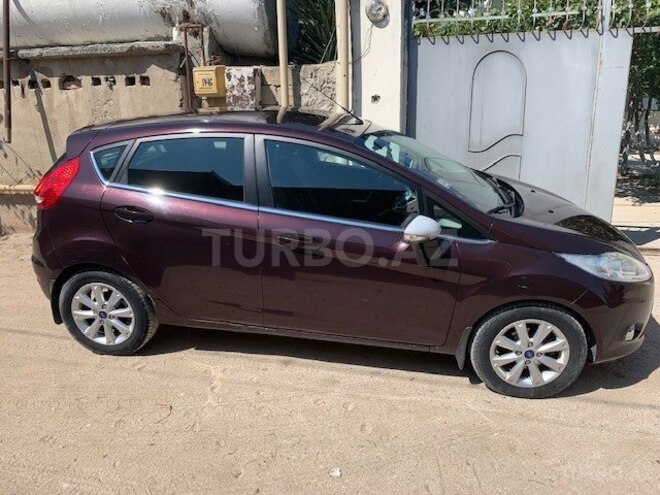 Ford Fiesta 2011, 80,000 km - 1.4 л - Bakı