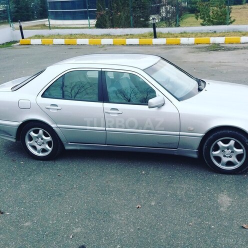 Mercedes C 180 1998, 327,000 km - 1.8 l - Qəbələ