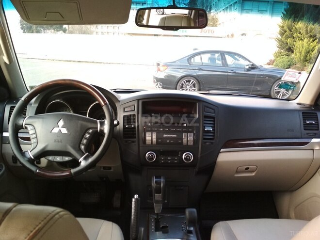 Mitsubishi Pajero 2011, 119,000 km - 3.5 l - Bakı