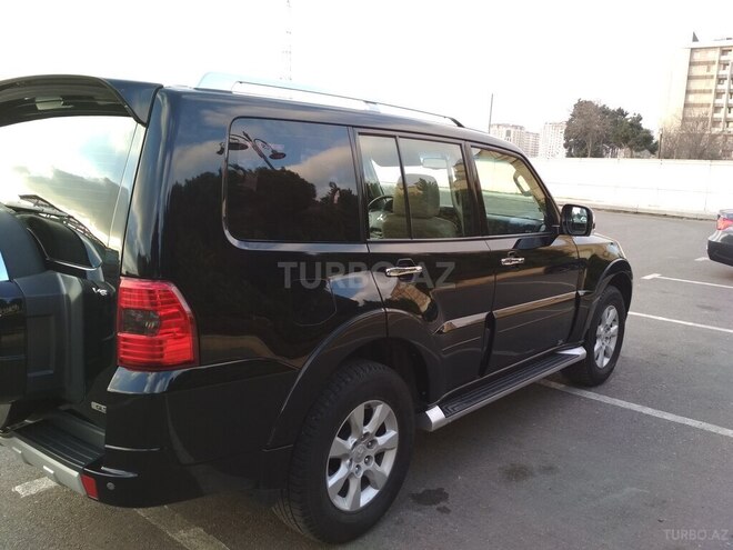 Mitsubishi Pajero 2011, 119,000 km - 3.5 l - Bakı
