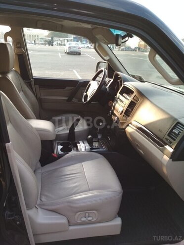 Mitsubishi Pajero 2011, 119,000 km - 3.5 l - Bakı