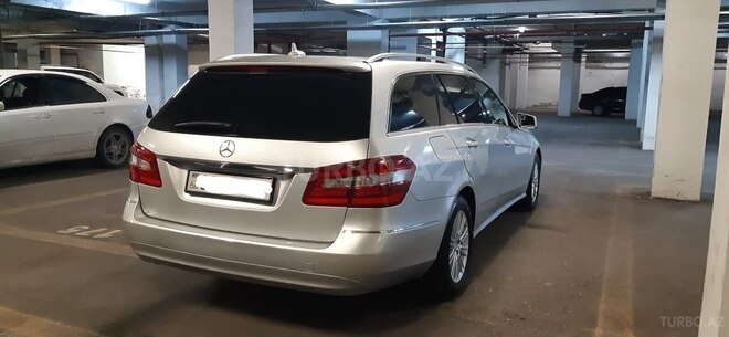 Mercedes E 220 2010, 290,000 km - 2.2 l - Bakı