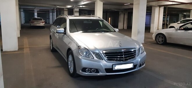 Mercedes E 220 2010, 290,000 km - 2.2 l - Bakı