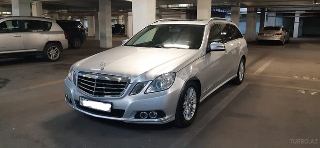 Mercedes E 220 2010, 290,000 km - 2.2 l - Bakı