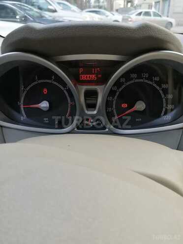 Ford Fiesta 2010, 84,500 km - 1.4 л - Bakı
