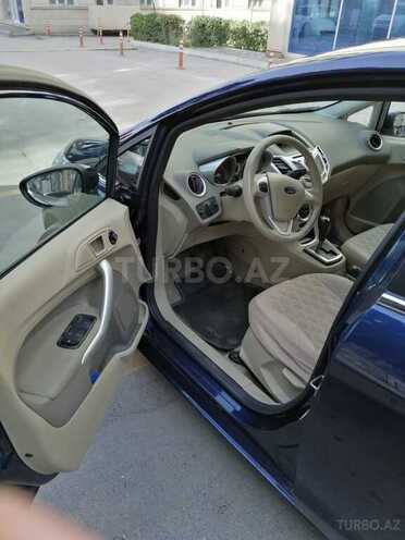 Ford Fiesta 2010, 84,500 km - 1.4 л - Bakı