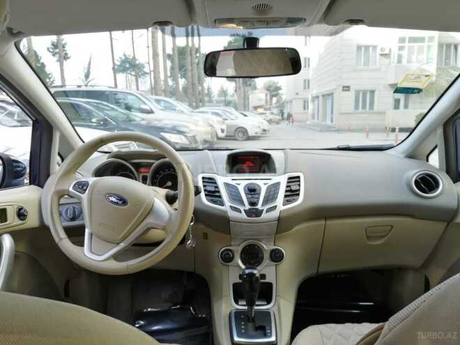 Ford Fiesta 2010, 84,500 km - 1.4 л - Bakı