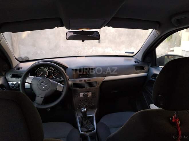 Opel Astra 2006, 200,100 km - 1.3 л - Bakı